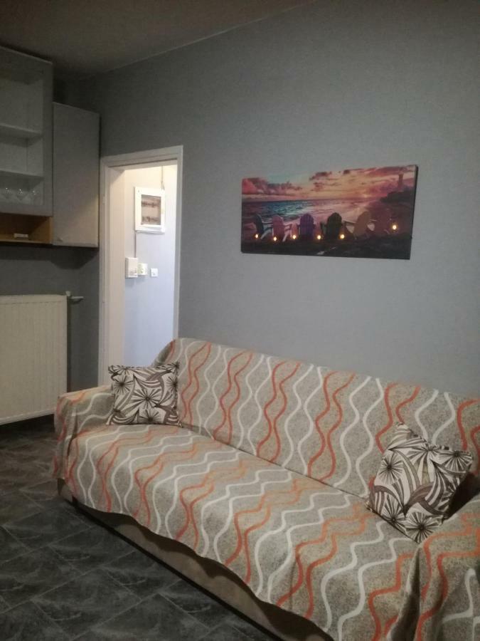 Seven Seas Apartments Artemida  Buitenkant foto